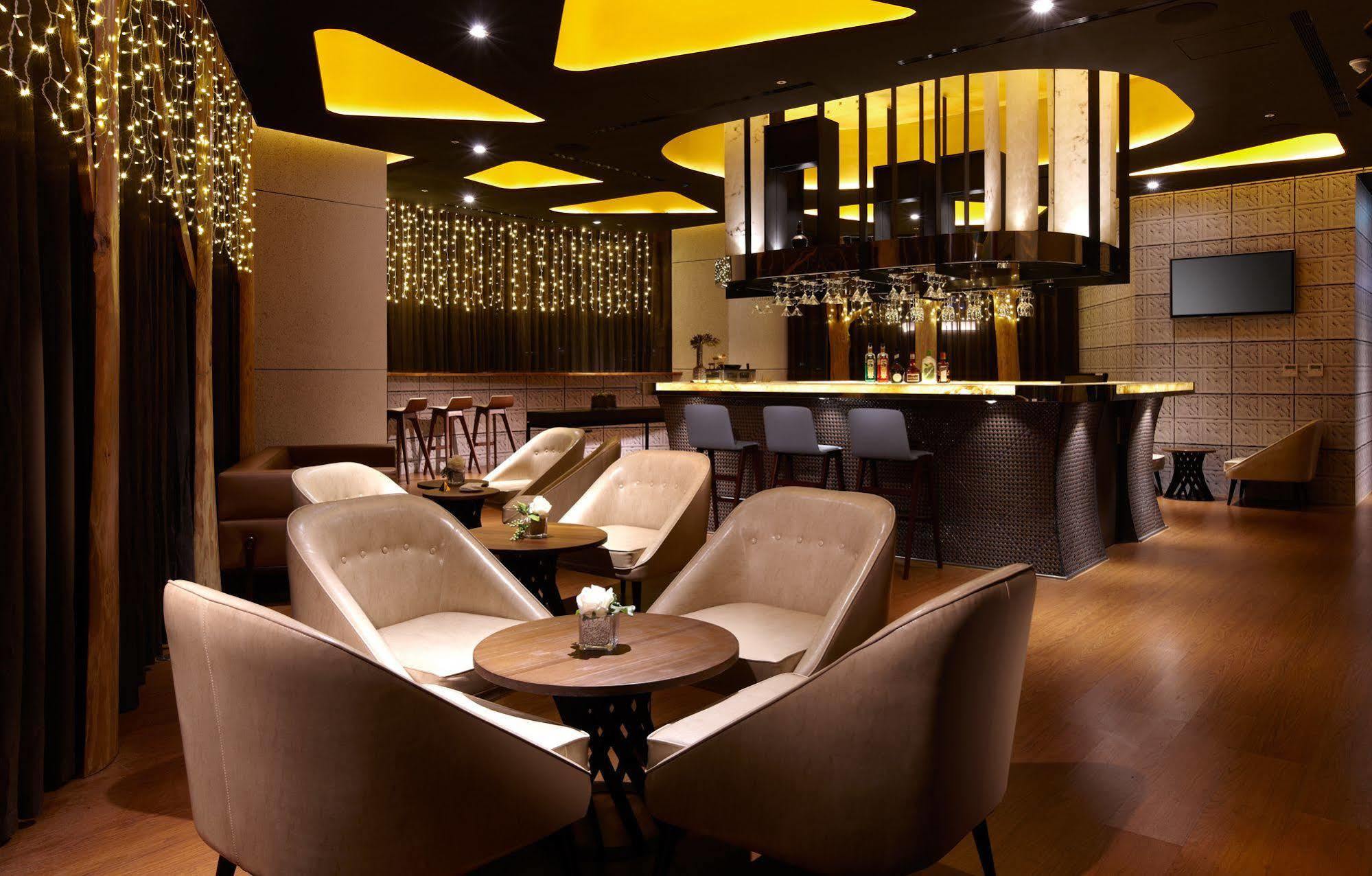 The Ho Hotel Синьчжу Экстерьер фото