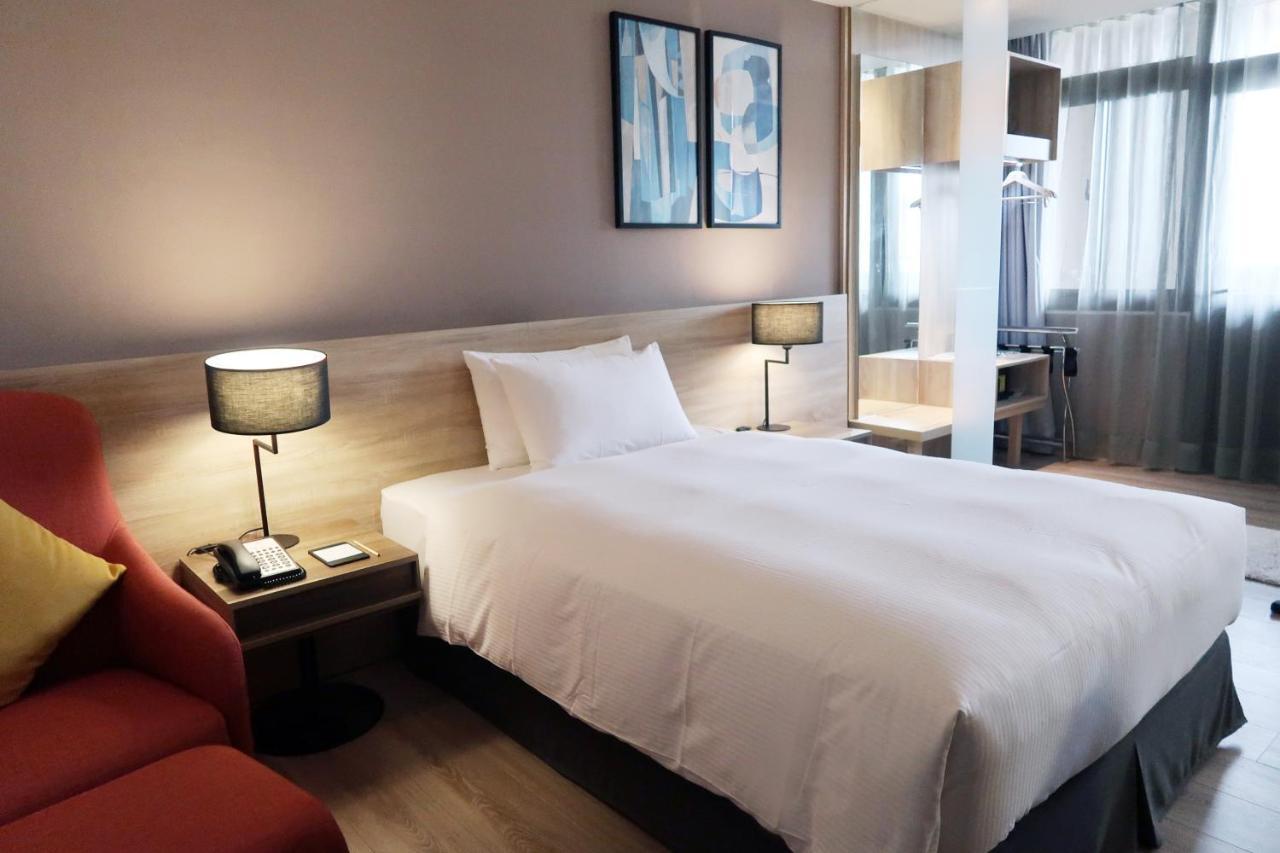 The Ho Hotel Синьчжу Экстерьер фото
